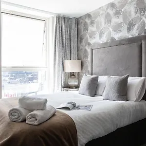 Apartment Luxury 5* Heart Of The City, Fabulous Views, Belfast